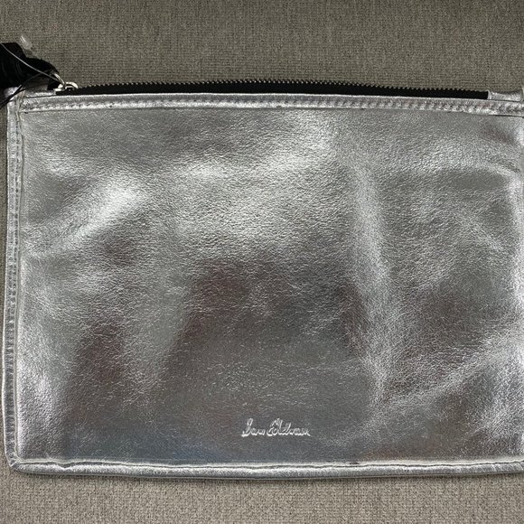 Sam Edelman Silver Floral Wristlet Clutch - Picture 5 of 11
